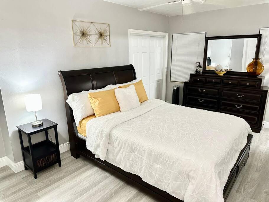 The Manors - Cozy 2 Bedrooms, 2 Baths 劳德代尔堡 外观 照片